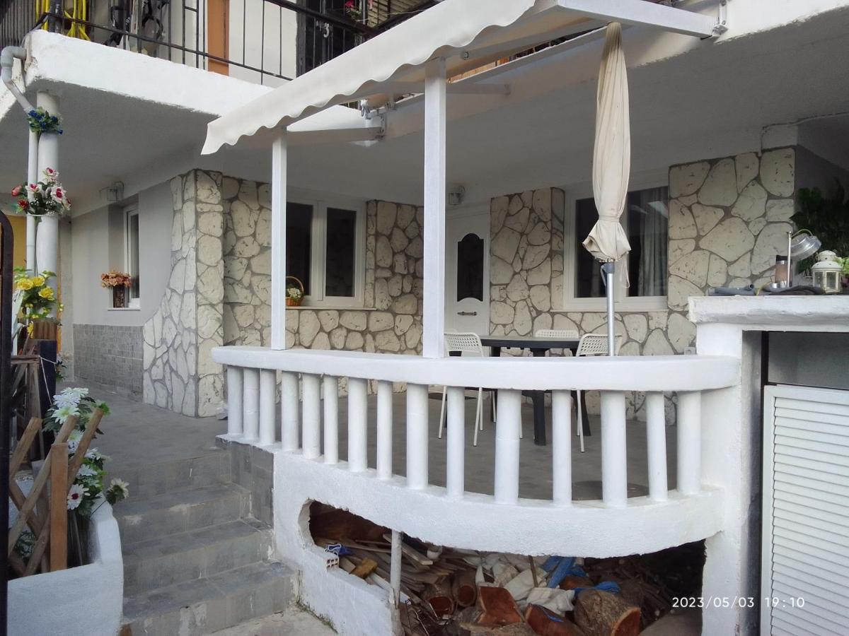 Antonia Family House Near Airport Apartamento Pórto Ráfti Exterior foto