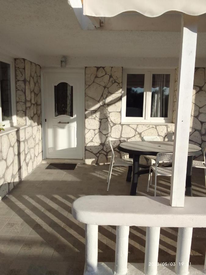 Antonia Family House Near Airport Apartamento Pórto Ráfti Exterior foto
